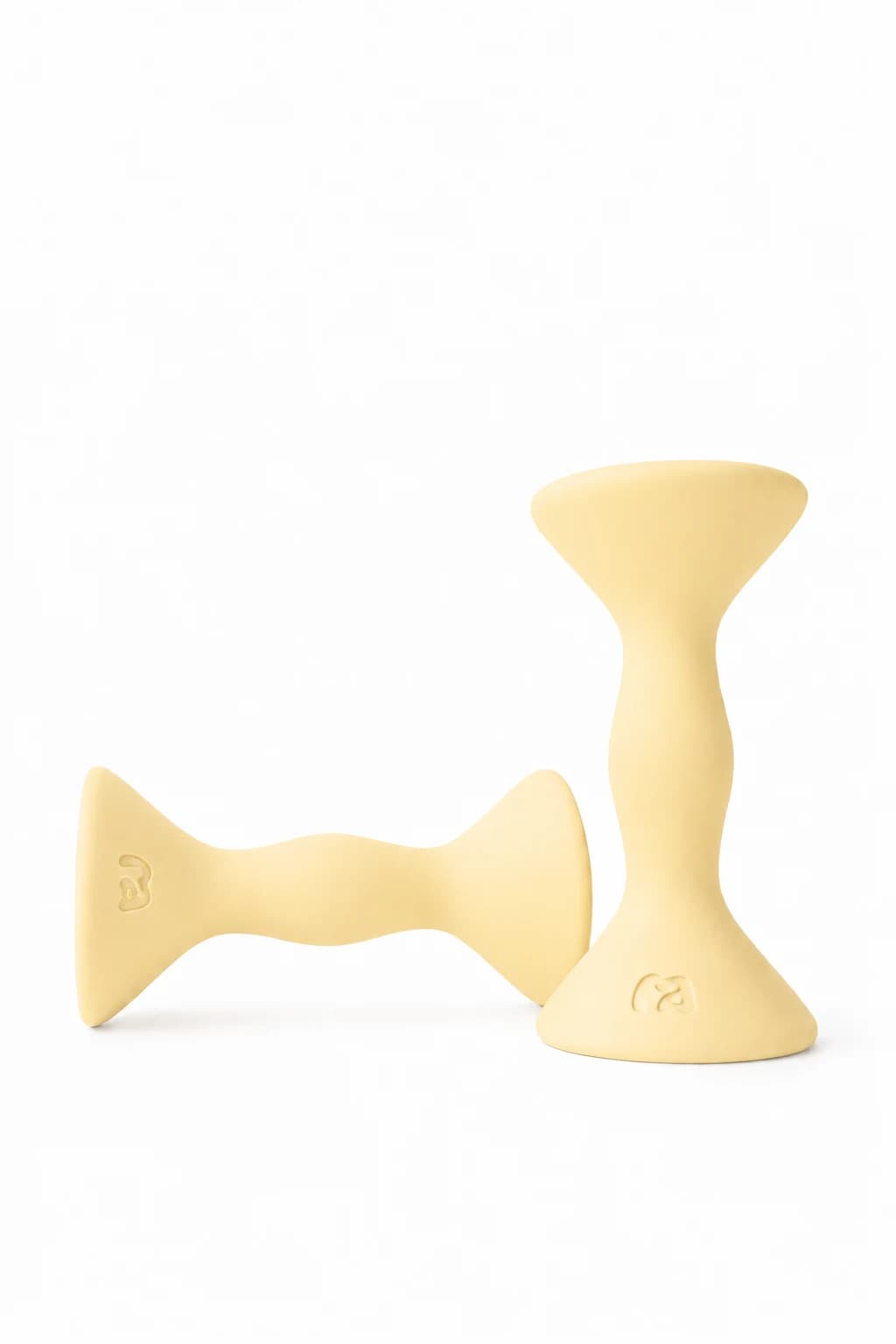 MOVART Dumbbell in Cream Yellow - side view
