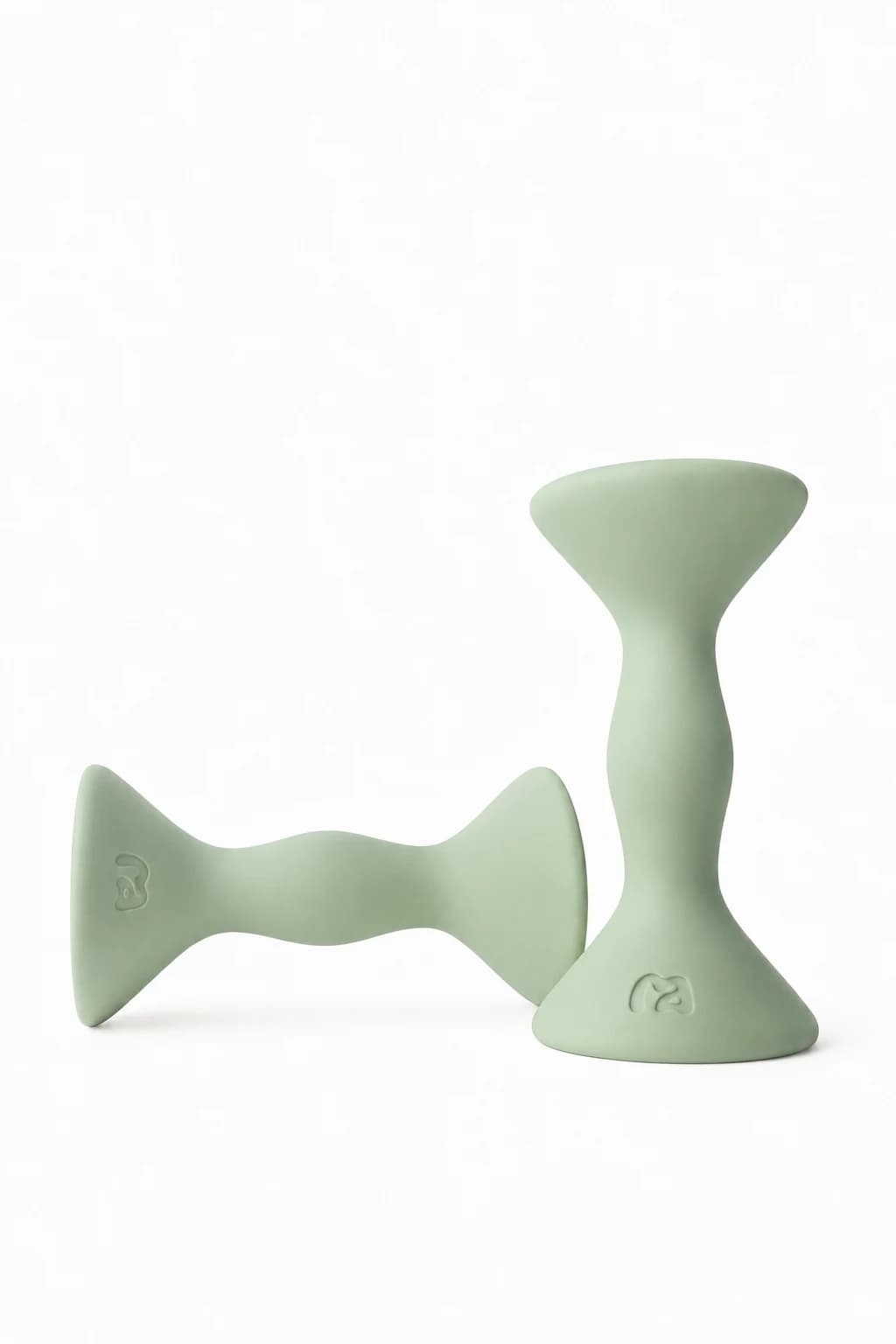 MOVART Dumbbell in Sage Green - side view