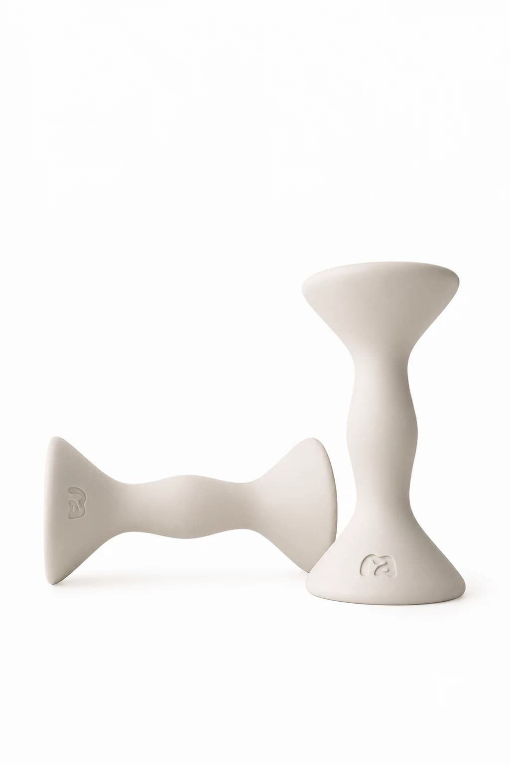 MOVART Dumbbell in Oat Milk - side view